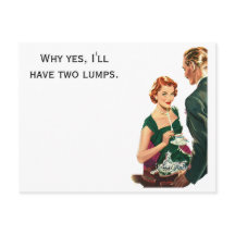 Retro Woman die Briefkaart met koffie heeft bedien