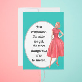 Retro Woman die de Oude Kaart van de Dagen van het