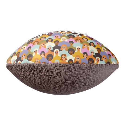 Retro Women of the World Pattern American Football (Gedraaid 90)