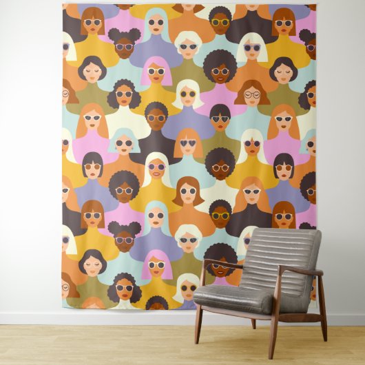 Retro Women of the World Pattern Wandkleed (In situ)