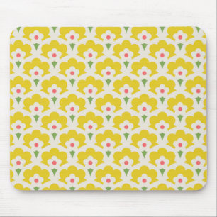 Retro Yellow Flower Garden Pattern Muismat