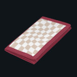 Retro Zand Roos Roze Stempel Afgevuurd Checkerboar Drievoud Portemonnee<br><div class="desc">Perfect kromme,  gevarieerd ontwerpkussen in pastelkleuren,  vol met geweldige beelden. Moderne vervormde controleurs in de kleur van de Roze van het Roos van het pastelzand. Dit mooie retro psychedelische ontwerp brengt je naar het wonderland. Verkeerde controles in pastelkleuren. Draai- en zwenkdraaien,  twijgcontroles,  gevlochten patroon</div>