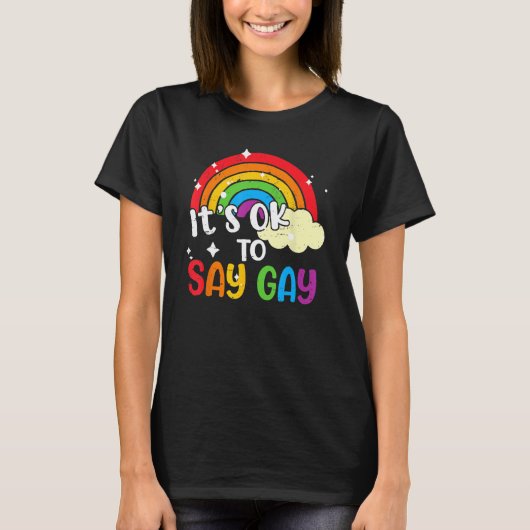 Retro zijn OK om te zeggen Gay Rainbow LGBT Lesbis T-shirt (Voorkant)