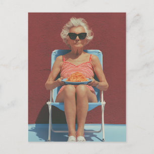 Retro Zomer Vibes – Stijlvolle Oudere Vrouw Portre Briefkaart