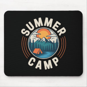 Retro zomerkamp vakantie berg kampeerploeg muismat