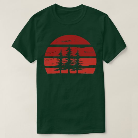 Retro zon minimalist met dennenboom silhouet 6 t-shirt (Design voorkant)