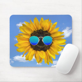 Retro zonnebril op zonnebloem muismat