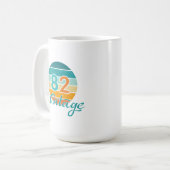 Retro Zonsondergang 82 Vintage Vervuild Koffiemok (Voorkant links)