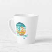 Retro Zonsondergang 82 Vintage Vervuild Latte Mok (Linkerhoek)