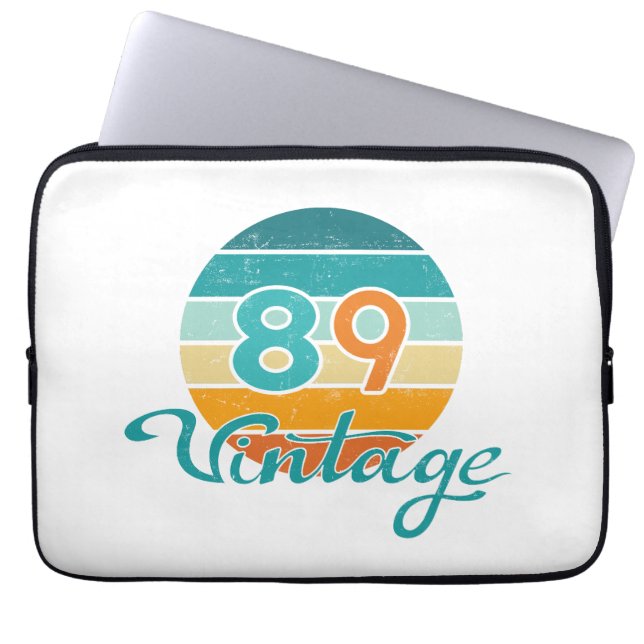 Retro Zonsondergang 89 Vintage Vervuild Laptop Sleeve (Voorkant)