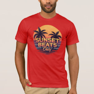Retro Zonsondergang Beats Alleen Palmboom Vintage T-shirt