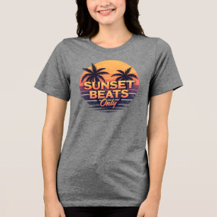 Retro Zonsondergang Beats Alleen Palmboom Vintage Tri-Blend Shirt