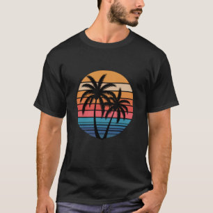 Retro Zonsondergang Strepen met Palmboom T-shirt
