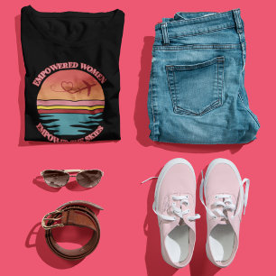 Retro zonsondergang, vrouwelijke piloten, Inspirer T-shirt