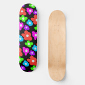 Retro Zwart Rainbow pride kleur Bloemen Patroon Persoonlijk Skateboard (Voorkant)