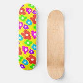Retro Zwart Rainbow pride kleur Bloemen Patroon Persoonlijk Skateboard (Voorkant)