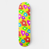 Retro Zwart Rainbow pride kleur Bloemen Patroon Persoonlijk Skateboard (Voorkant)