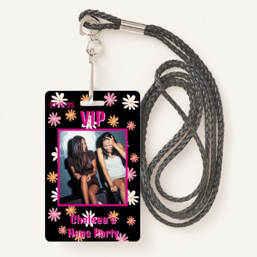 Retro Zwart & Roze Daisy Hen Party VIP Pass Badge (Voorkant met draagriem)