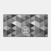 Retro zwart wit driehoeken patroon Monogram Bureaumat (Voorkant)