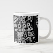 Retro zwarte en witte vierkantjes grote koffiekop (Rechts)