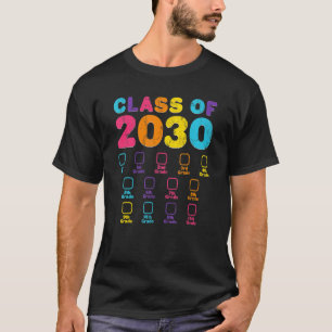 Retroklasse van 2030 ruimte voor Afstudeerder met T-shirt