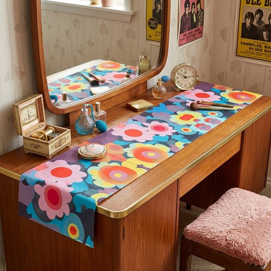Retromod bloemen korte tafelloper