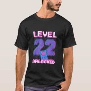 Retroniveau 22 ontgrendelde 22e videoband Birthday T-shirt