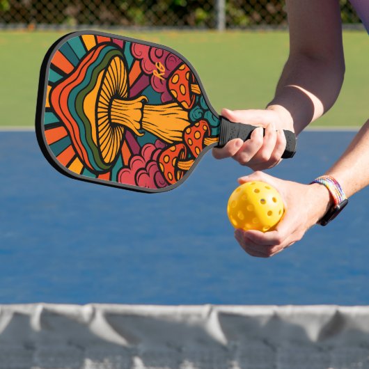 Retropaddenstoelen met monogram pickleball paddle (Insitu)