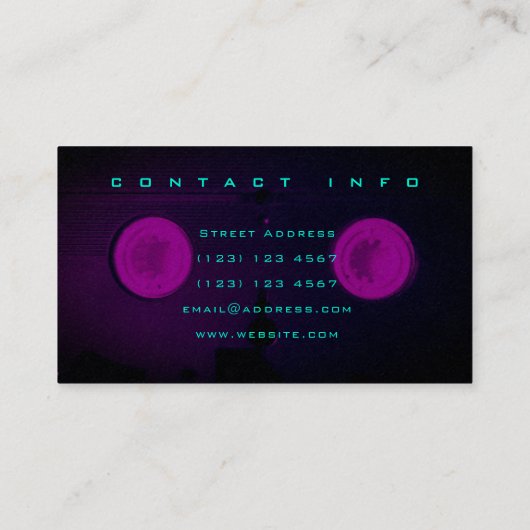 Retrotechnologie, modern gekleurd visitekaartje (Achterkant)