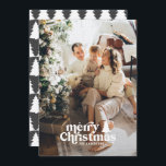 Retrotypografie moderne volledige foto feestdagenkaart<br><div class="desc">Retrotypografie moderne fotokerst. De tekst en de achtergrondkleuren kunnen worden aangepast. Deel van een collectie</div>
