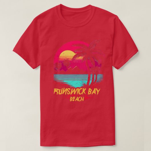 Retrowave Beach Runswick Bay Beach T-shirt (Design voorkant)