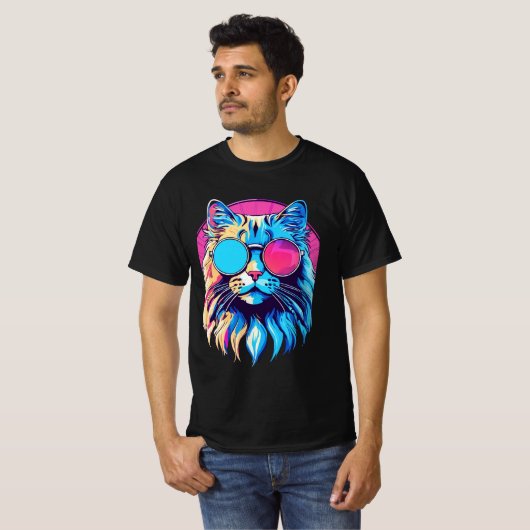 Retrowave Cool Cat: Omarm de Neon Vibes T-shirt (Voorkant volledig)