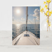 Retrozeilboot op kalm oceaanwater kaart (Gele Bloem)