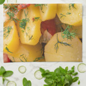 Reuk van aardappelen met uien, klokpeper en dille theedoek (Gevouwen)