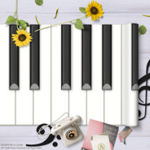 Reusbare pianotoetsen papierrol (beige achtergrond