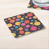 Reuze kleurrijke stippen kartonnen onderzetters (Schuin)