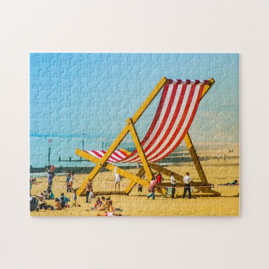 Reuzen dekstoel op het strand van Bournemouth. Legpuzzel (Horizontaal)