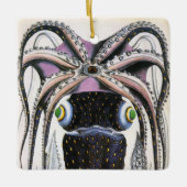 reuzeninktvis of octopus, zeedier keramisch ornament (Voorkant)