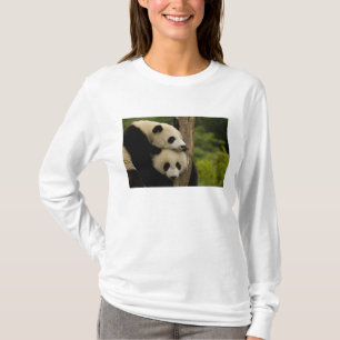 Reuzenpanda baby's Ailuropoda melanoleuca) T-shirt