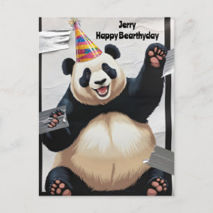 Reuzenpanda rechtop zittend met verjaardagshoedje briefkaart