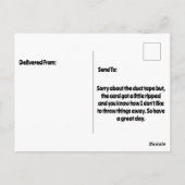 Reuzenpanda zit rechtop met verjaardagshoedje op briefkaart (Achterkant)