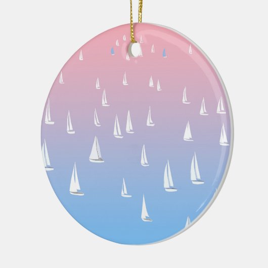 Reuzenvaartuigen in het open zee keramisch ornament (Links)