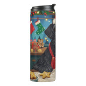 Reuzenzalschnauzer Kerstbakfeest: Festieve Kerstmi Thermosbeker (Gedraaid links)