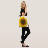 Reuzenzonnebloem Tote Bag (Op model)