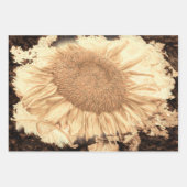 reuzenzonnebloemen Gekleurd in Rustic Vignette Inpakpapier Vel (Voorkant)