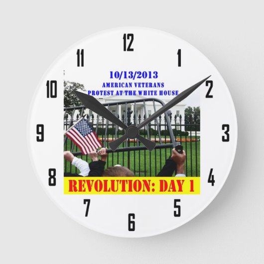 REVOLUTIE: DAG 1 RONDE KLOK (Voorkant)