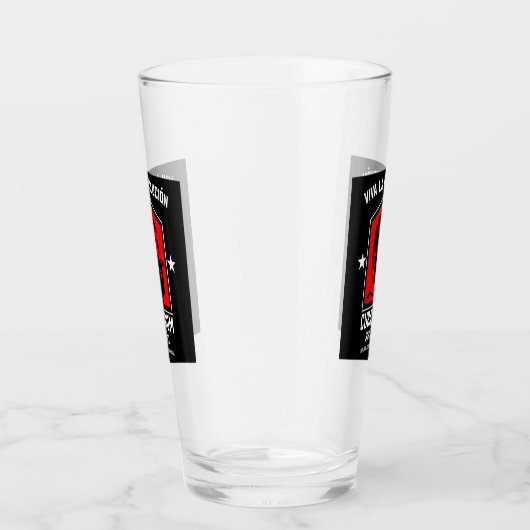 revolutie in drankverslaafden glas (Rechts)