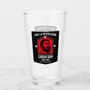 revolutie in drankverslaafden glas