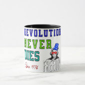 Revolution Never Dies (1776), een Mok over vrijhei (Midden)