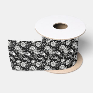 Revolver Floral Illustration Zwart Wit Satijnen Lint